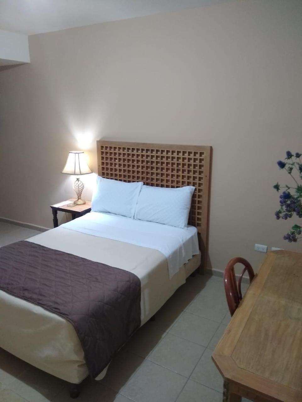 Hotel El Dorado Sabinas Екстериор снимка