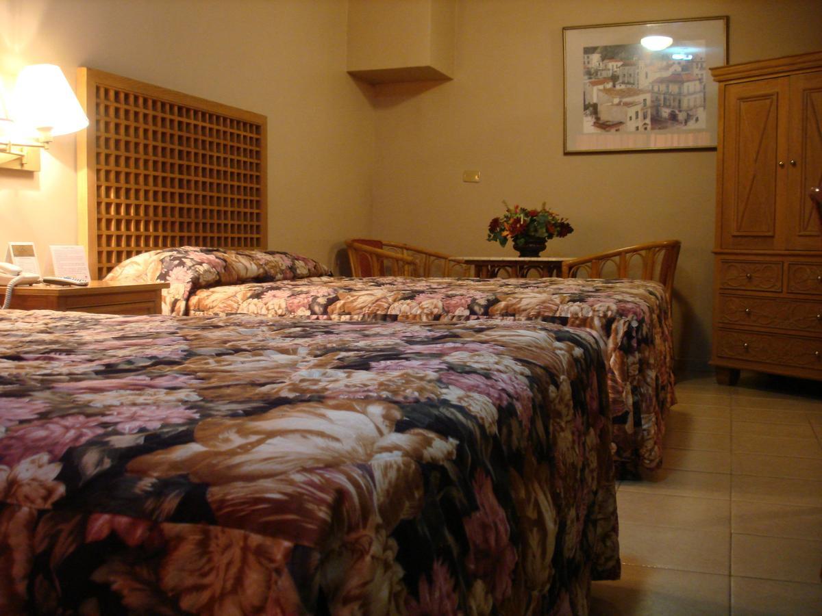 Hotel El Dorado Sabinas Екстериор снимка