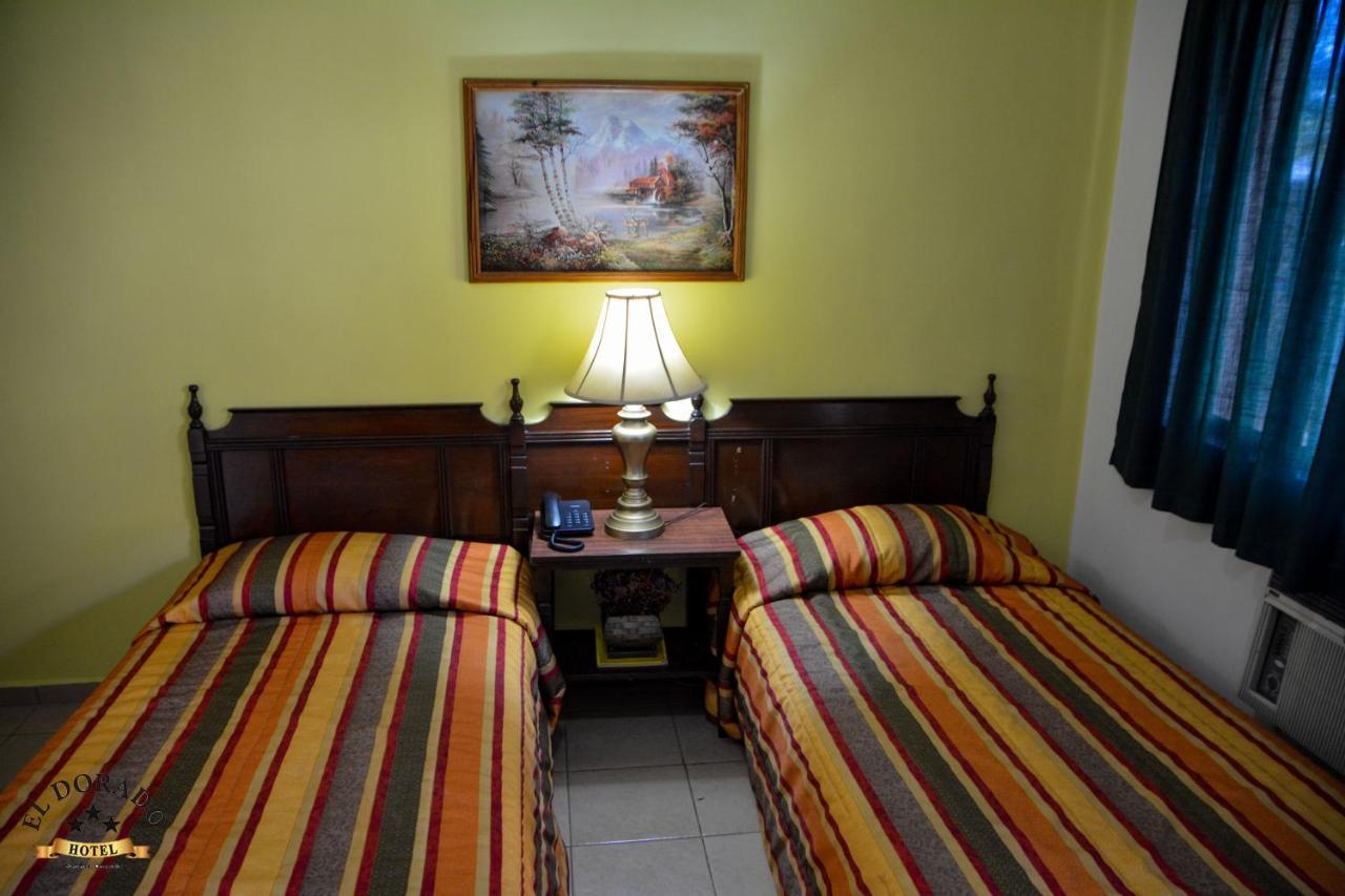 Hotel El Dorado Sabinas Екстериор снимка